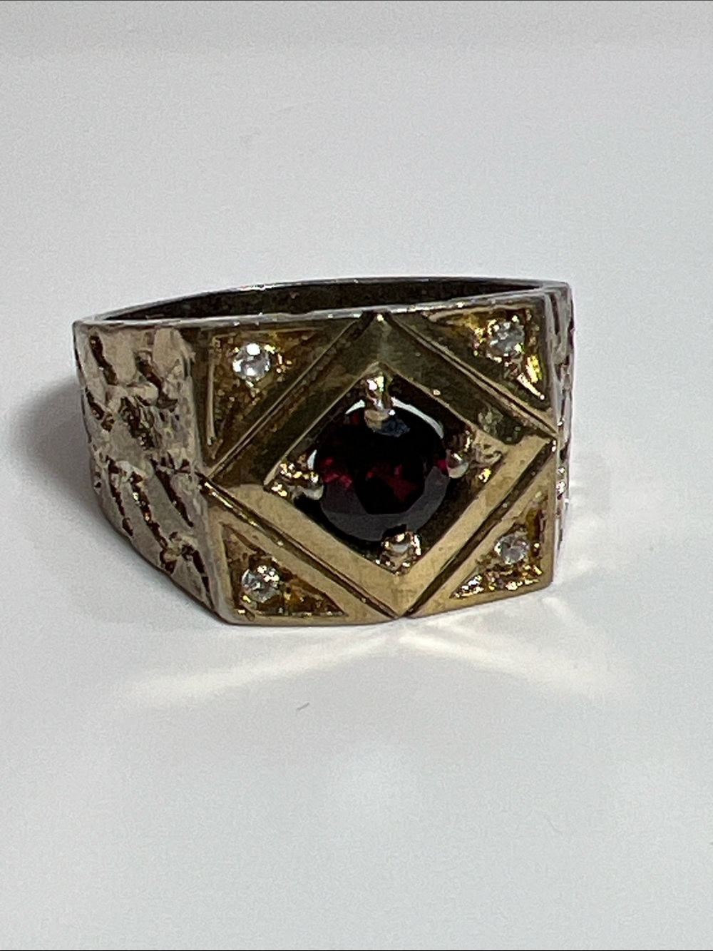 Men’s Sterling Silver Gold Plated Garnet Ring 10.75 size